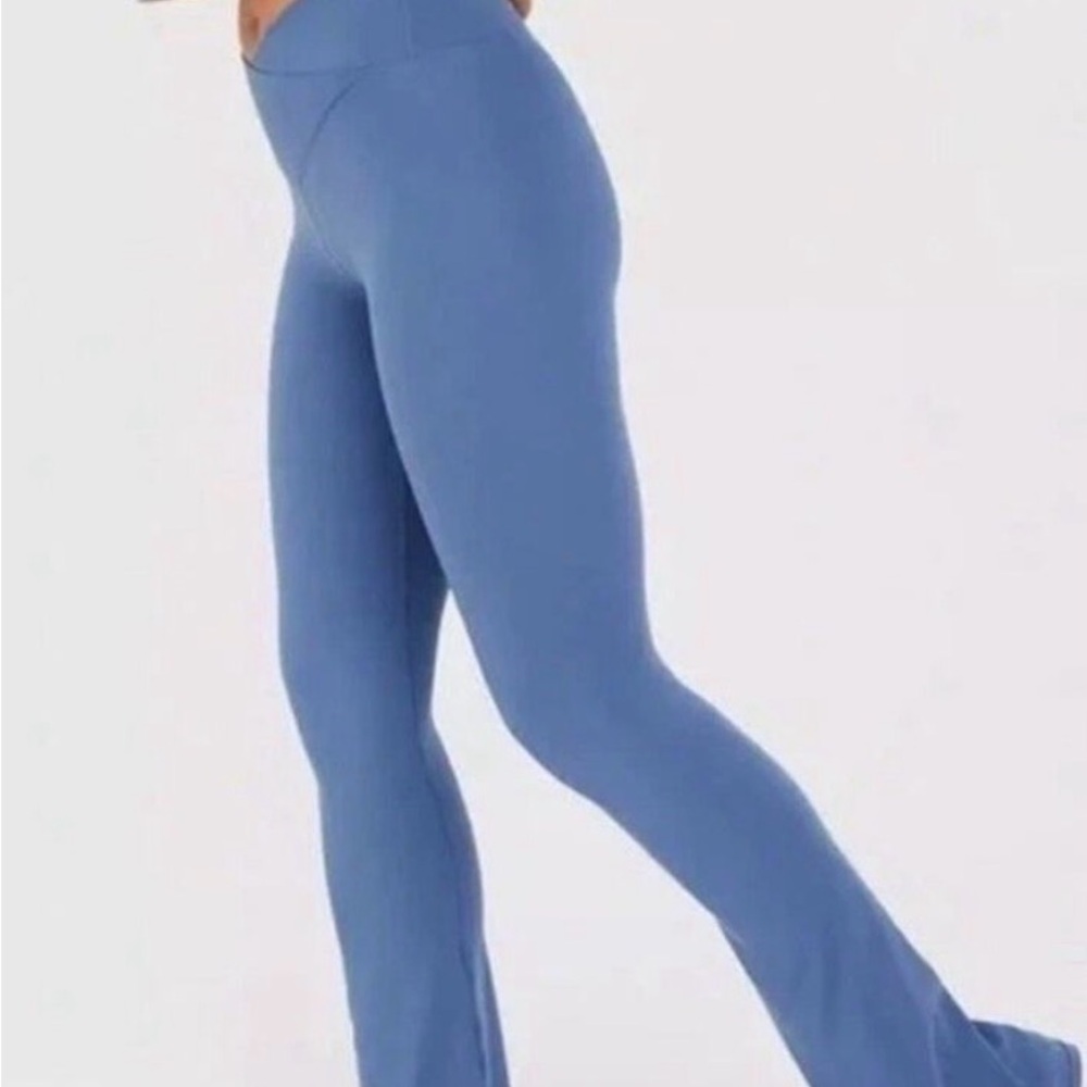 Aerie offline crossover flare leggings xs